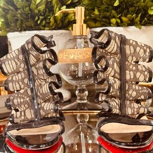 Chic Black and Cream Women's Heels